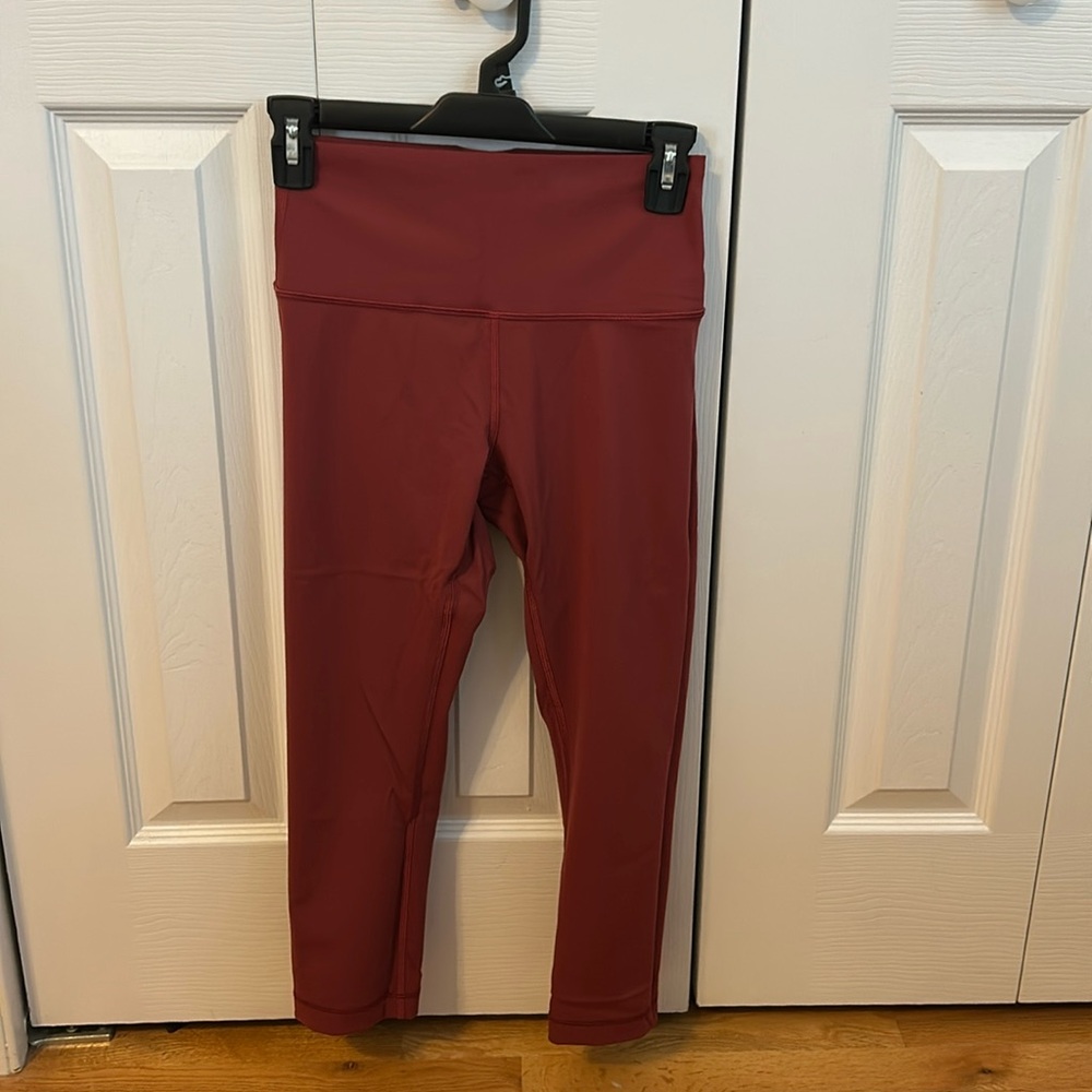 Lululemon cropped align leggings size 6